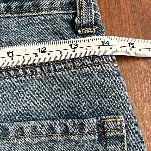 Old Navy Bootcut Woman’s jeans Size 14 regular - Picture 6 of 8